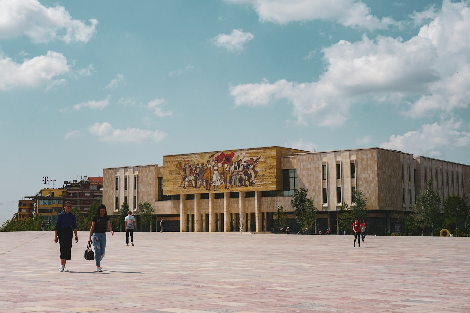 Тирана