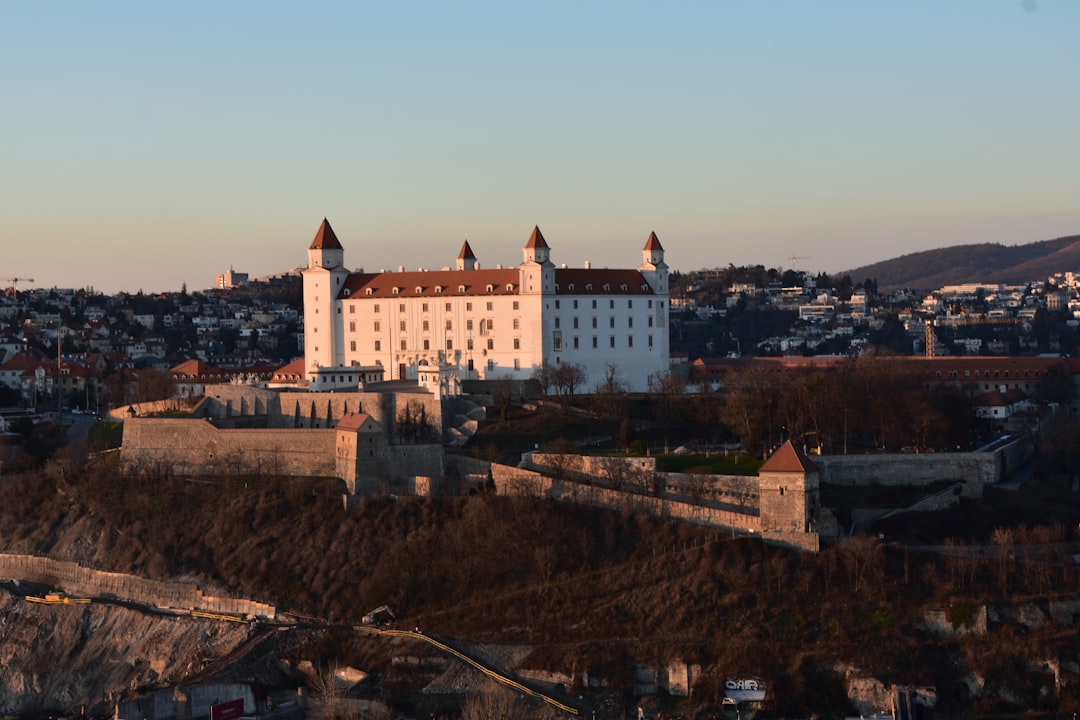 Братислава